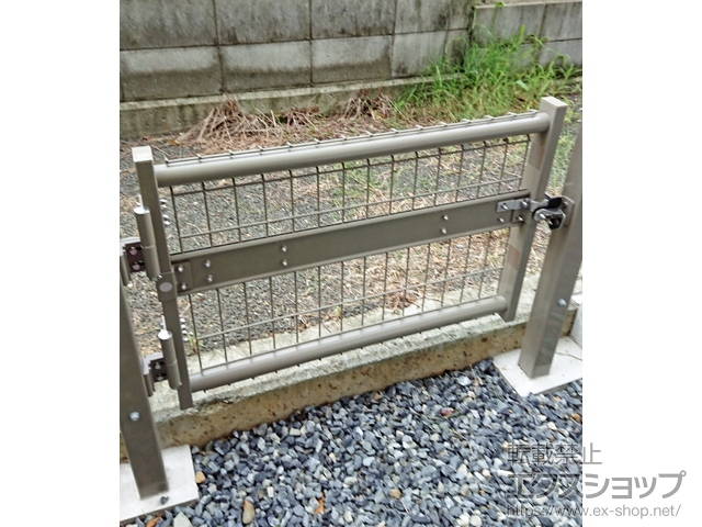 兵庫県西脇市のの門扉 ハイグリッド門扉N8型 片開き 柱使用 施工例