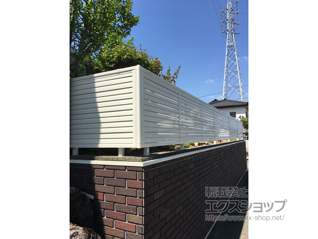 岐阜県岐阜市ののフェンス・柵 ミエーネフェンス 目隠しルーバータイプ 自由柱施工 施工例