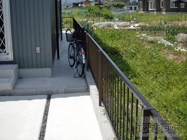 岐阜県海津市ののフェンス・柵 ミエッタフェンス 防犯たて格子タイプ 自由柱施工 施工例