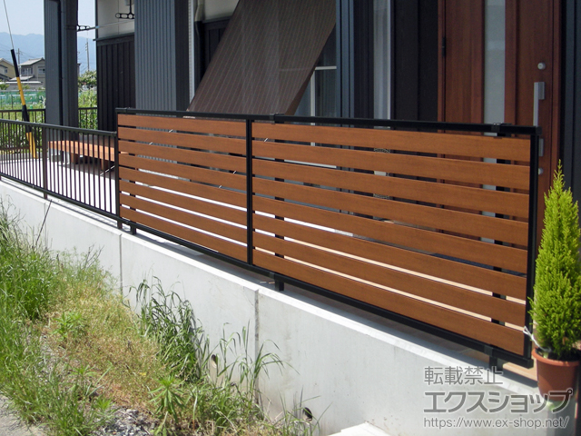 岐阜県海津市ののフェンス・柵 モクアルフェンス 横板タイプ 自由柱タイプ 施工例