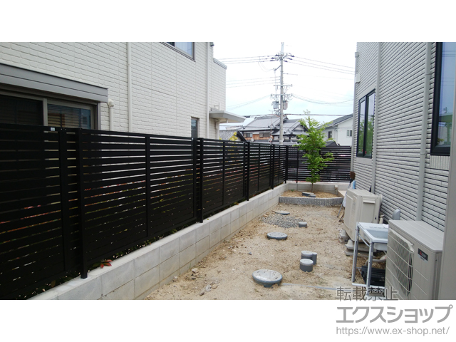 大阪府岸和田市ののフェンス・柵 プレスタフェンス 7Y型 横スリット フリーポールタイプ 施工例