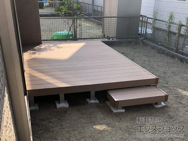 岐阜県各務原市ののウッドデッキ リウッドデッキ 200 施工例