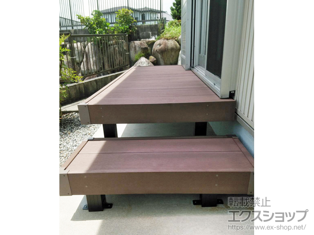 三重県鈴鹿市ののウッドデッキ リウッドデッキ 200 施工例