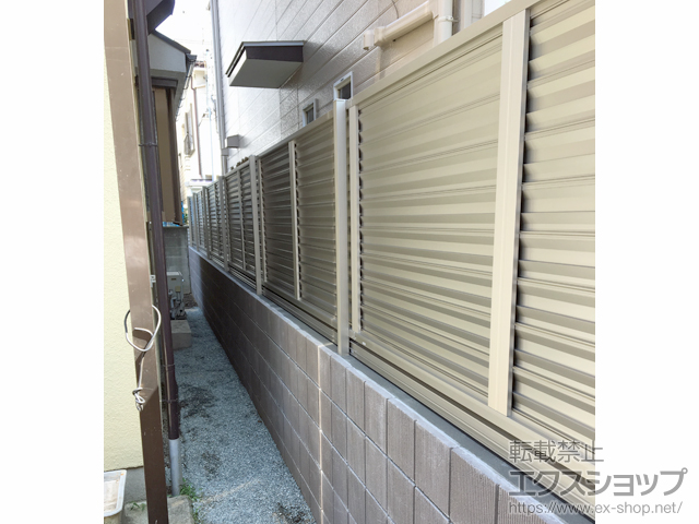 神奈川県平塚市ののフェンス・柵 ミエーネフェンス 目隠しルーバータイプ 自由柱施工 施工例