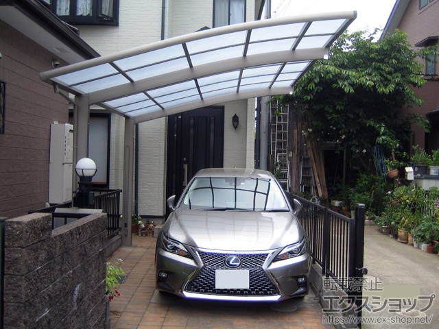 神奈川県厚木市ののカーポート フーゴR (ラウンドスタイル) 積雪〜20cm対応 施工例