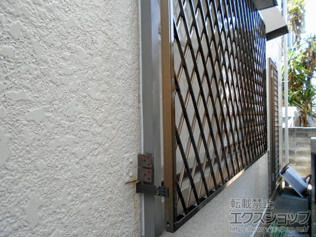 埼玉県白岡市のLIXIL リクシル（トステム）の面格子・窓格子 アルミ面格子 ヒシクロス ※九州・四国間 施工例
