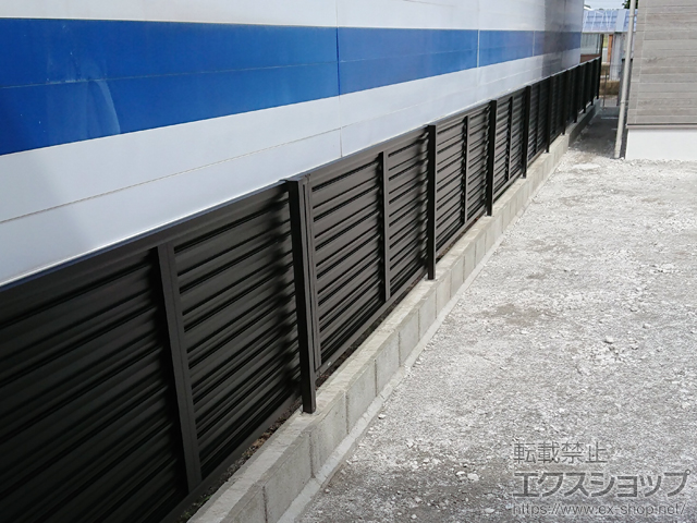 宮城県加美郡加美町ののフェンス・柵 ミエーネフェンス 目隠しルーバータイプ 自由柱施工 施工例