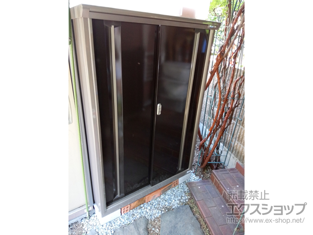 神奈川県横浜市のの物置・屋外倉庫 ナイソーシスター　1100×720×1603 KMW-117D-P 施工例