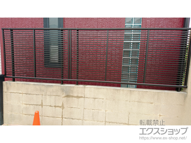 神奈川県横浜市ののフェンス・柵 シンプレオフェンス1型 横格子 自由柱施工 施工例