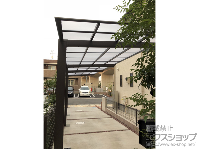 千葉県流山市ののカーポート ネスカＦ (フラットスタイル) 縦連棟 積雪〜20cm対応 施工例