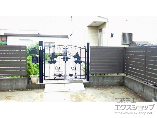 埼玉県坂戸市のLIXIL リクシル(新日軽)のフェンス・柵 セレビューフェンス R3型 自在柱式 施工例