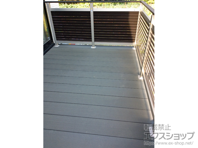群馬県渋川市ののウッドデッキ リウッドデッキ 200 施工例