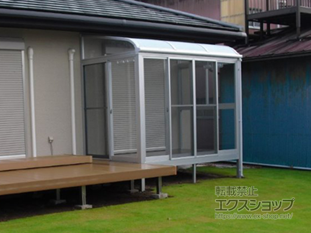 千葉県山武郡横芝光町ののテラス囲い・サンルーム サニージュ R型 床納まり ランマ無 積雪〜20cm対応 施工例