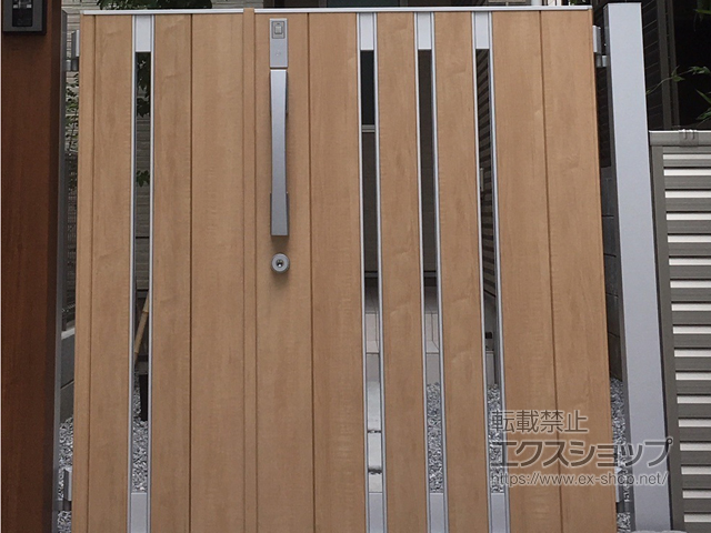 東京都杉並区のの門扉 ジオーナ門扉 SA型 エントリーシステム[タッチキー]両開き親子 マテリアルカラー 柱使用 施工例