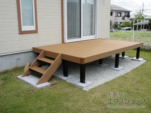 千葉県印旛郡栄町ののウッドデッキ リウッドデッキ 200＋ リウッド ステップ5型 ステップHタイプ（2段）×1セット 施工例