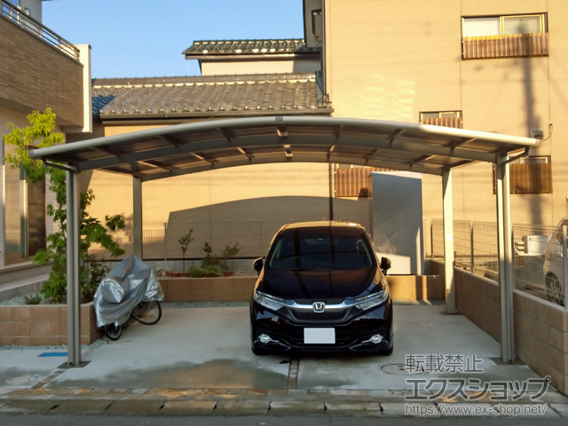 宮城県岩沼市ののカーポート ネスカR (ラウンドスタイル) ワイド 積雪〜20cm対応 施工例