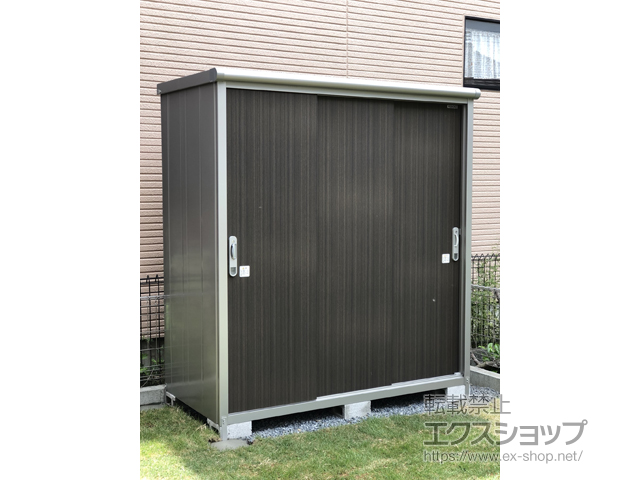 埼玉県さいたま市のの物置・屋外倉庫 エスモ 一般型 1797×900×1959 ESE-1809A-DW 施工例