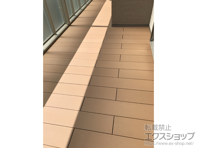 兵庫県神戸市ののウッドデッキ バルコニー用リウッドデッキ 200 施工例