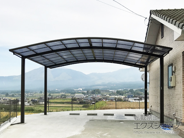 熊本県阿蘇郡南阿蘇村ののカーポート ネスカR (ラウンドスタイル) ワイド 積雪〜20cm対応 施工例