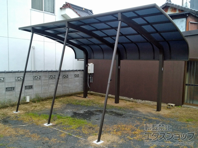 島根県出雲市のLIXIL リクシル（トステム）のカーポート テールポートシグマIII 1500 積雪〜50cm対応 施工例