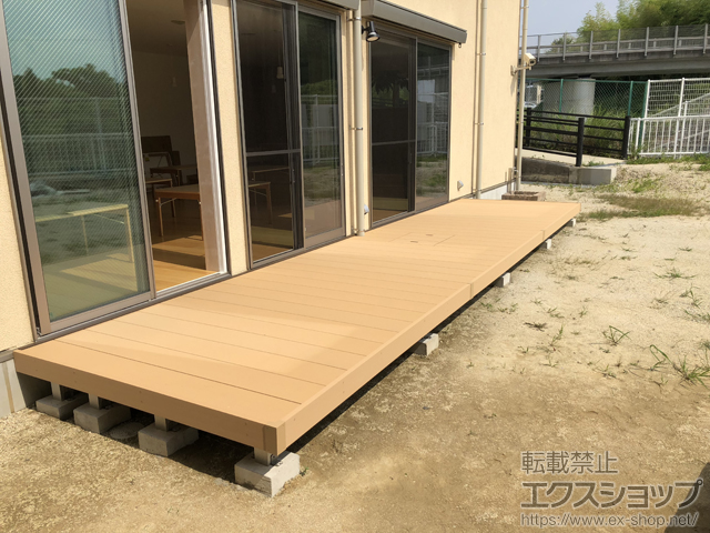 愛知県小牧市ののウッドデッキ リウッドデッキ 200 施工例