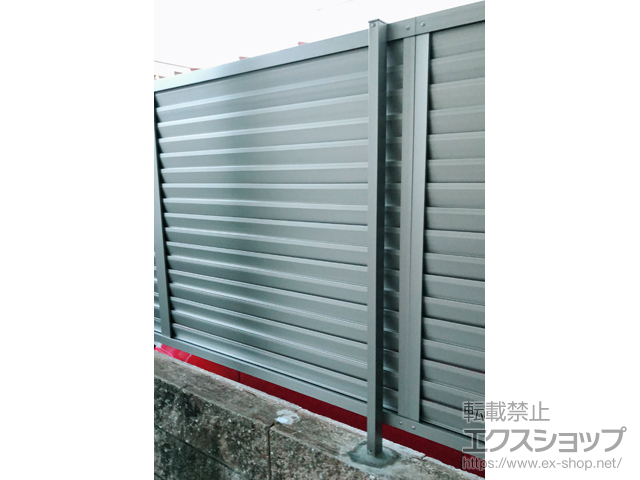 愛知県名古屋市ののフェンス・柵 プレスタフェンス 8型 横ルーバー フリーポールタイプ 施工例