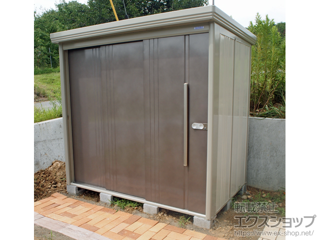 長野県上田市のの物置・屋外倉庫 Mr.ストックマンダンディ 多雪型 2200×1406×2110 ND-S2214-B 施工例