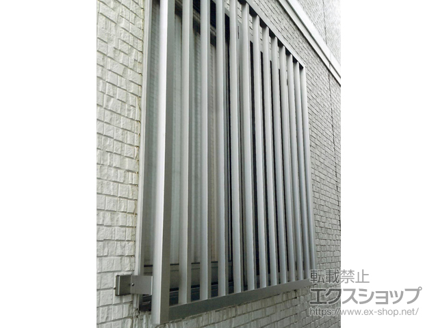 東京都東久留米市のの面格子・窓格子 高強度面格子FLA たて格子 施工例
