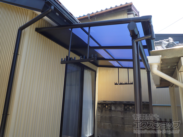 愛知県豊橋市ののテラス屋根 プレシオステラス F型 テラスタイプ 単体 積雪〜20cm対応 施工例