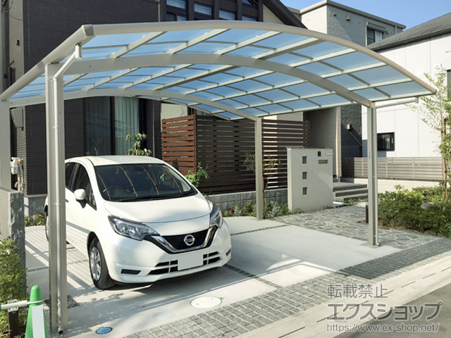 埼玉県草加市ののカーポート レイナツインポートグラン　積雪〜20cm対応 施工例