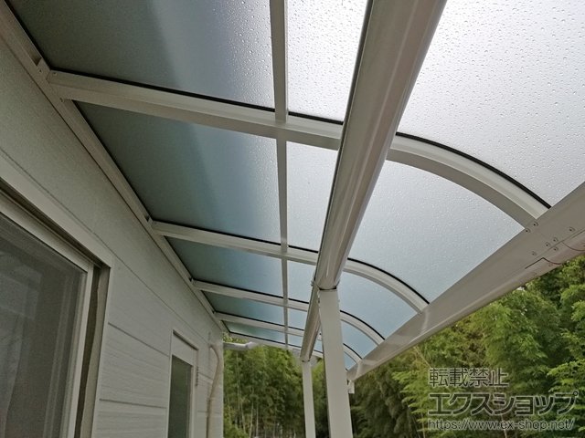 鹿児島県鹿児島市ののバルコニー・ベランダ屋根 ヴェクターテラス R型 屋根タイプ 連棟 積雪〜20cm対応 施工例