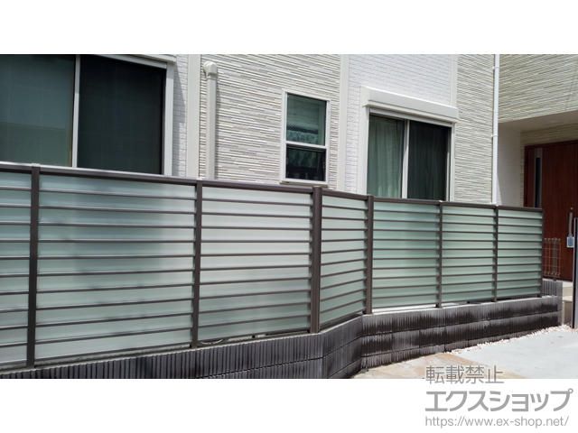 東京都足立区ののフェンス・柵 サニーブリーズフェンスS型 間仕切りタイプ 施工例