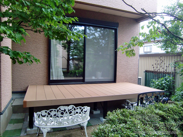 山梨県南アルプス市ののウッドデッキ マージウッドデッキ 施工例