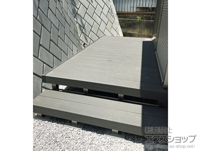 東京都町田市ののウッドデッキ リウッドデッキ 200 施工例