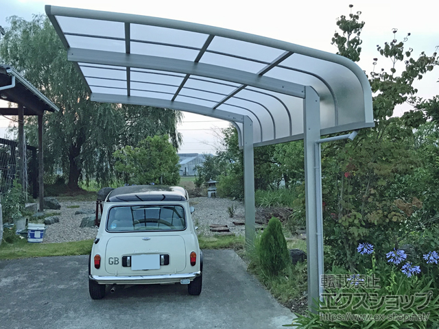 静岡県袋井市ののカーポート レイナキャップポートグラン　積雪〜20cm対応 施工例