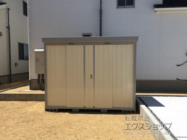福島県岩瀬郡鏡石町のの物置・屋外倉庫 ネクスタ 一般型 2630×1370×2020 NXN-36S-FW 施工例