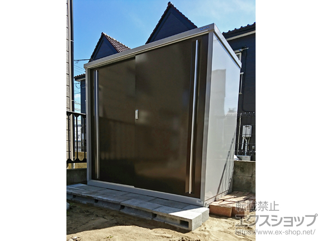 新潟県新潟市のの物置・屋外倉庫 シンプリー 一般型 1740×905×1603 MJX-179D-TB 施工例