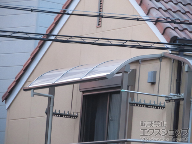 兵庫県西宮市ののバルコニー・ベランダ屋根 レボリューA R型 屋根タイプ 単体 積雪〜20cm対応 施工例