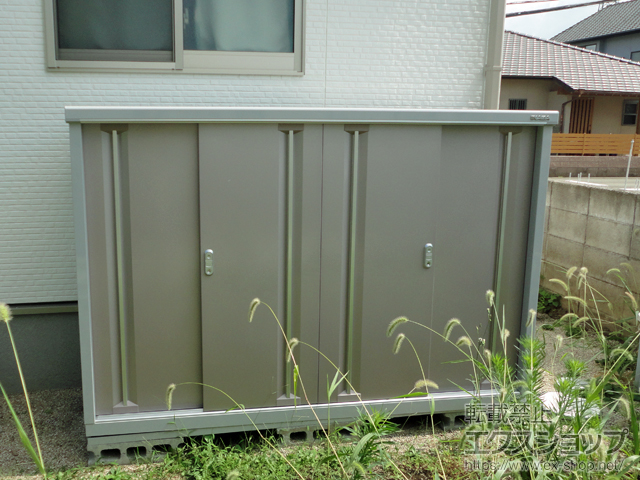 熊本県上益城郡益城町のの物置・屋外倉庫 シンプリー 一般型 1940×615×1303 MJX-196C-P-AR 施工例