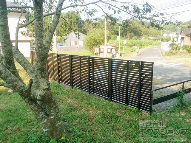宮崎県延岡市ののフェンス・柵 シンプレオフェンス3型 横太格子 自由柱施工 施工例