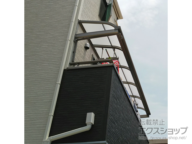 神奈川県横浜市ののバルコニー・ベランダ屋根 スピーネ Ｒ型 ルーフタイプ 単体 積雪〜20cm対応 施工例