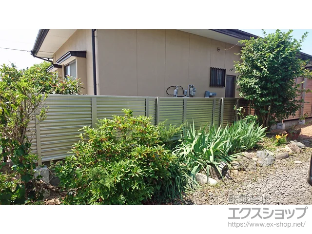 宮城県仙台市のValue Selectのフェンス・柵・塀 ミエーネフェンス 目隠しルーバータイプ 自由柱施工 施工例