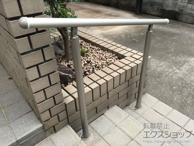 埼玉県北本市ののフェンス・柵 パルトナーUDフェンス1型(手すり) 笠木のみタイプ 施工例