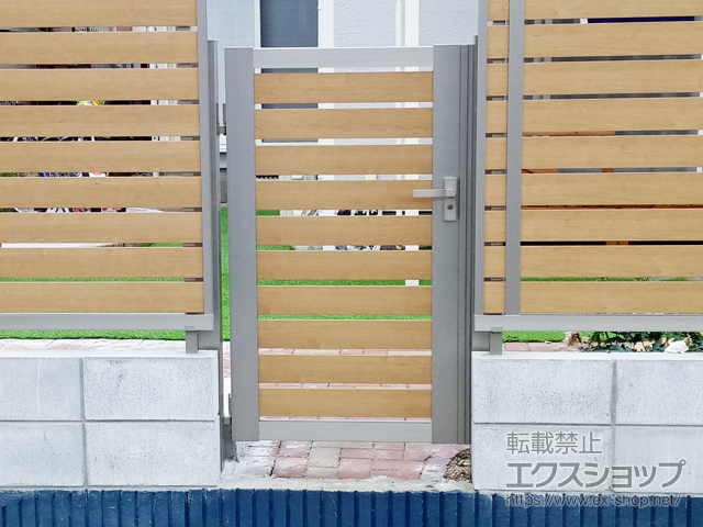 兵庫県神戸市ののフェンス・柵 セレビュー門扉 RP3型 片開き 門柱式 施工例