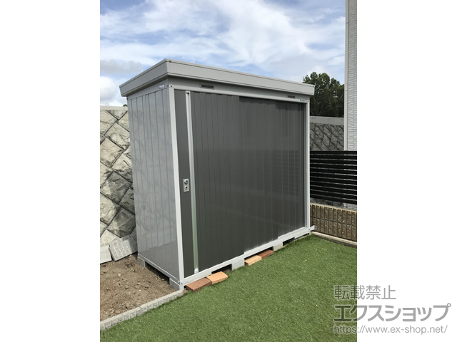 静岡県富士宮市のの物置・屋外倉庫 ネクスタ 一般型 2210×950×2020 NXN-21S-PG 施工例