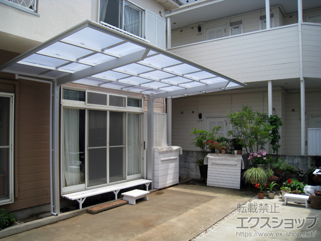 神奈川県秦野市ののカーポート フーゴF (フラットスタイル) 積雪〜20cm対応 施工例