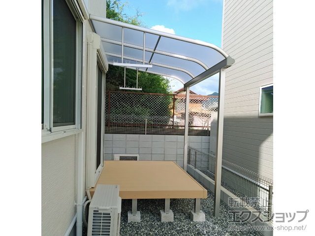兵庫県西脇市ののテラス屋根 ヴェクターテラス R型 テラスタイプ 単体 積雪〜20cm対応 施工例