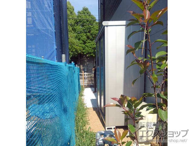 兵庫県姫路市のの物置・屋外倉庫 エスモ 一般型 2100×750×1959 ESE-2107A-SS 施工例