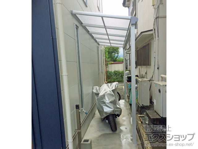 山梨県甲府市ののテラス屋根 ヴェクターテラス F型 テラスタイプ 単体 積雪〜20cm対応 施工例