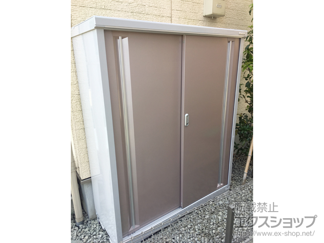 埼玉県富士見市のの物置・屋外倉庫 シンプリー 一般型 1320×515×1603 MJX-135D-P-AR 施工例